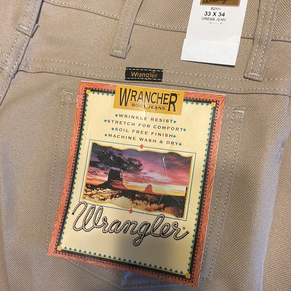 Men’s Wrangler Dress Jeans, size 33x34, NEVER WORN - Picture 6 of 6